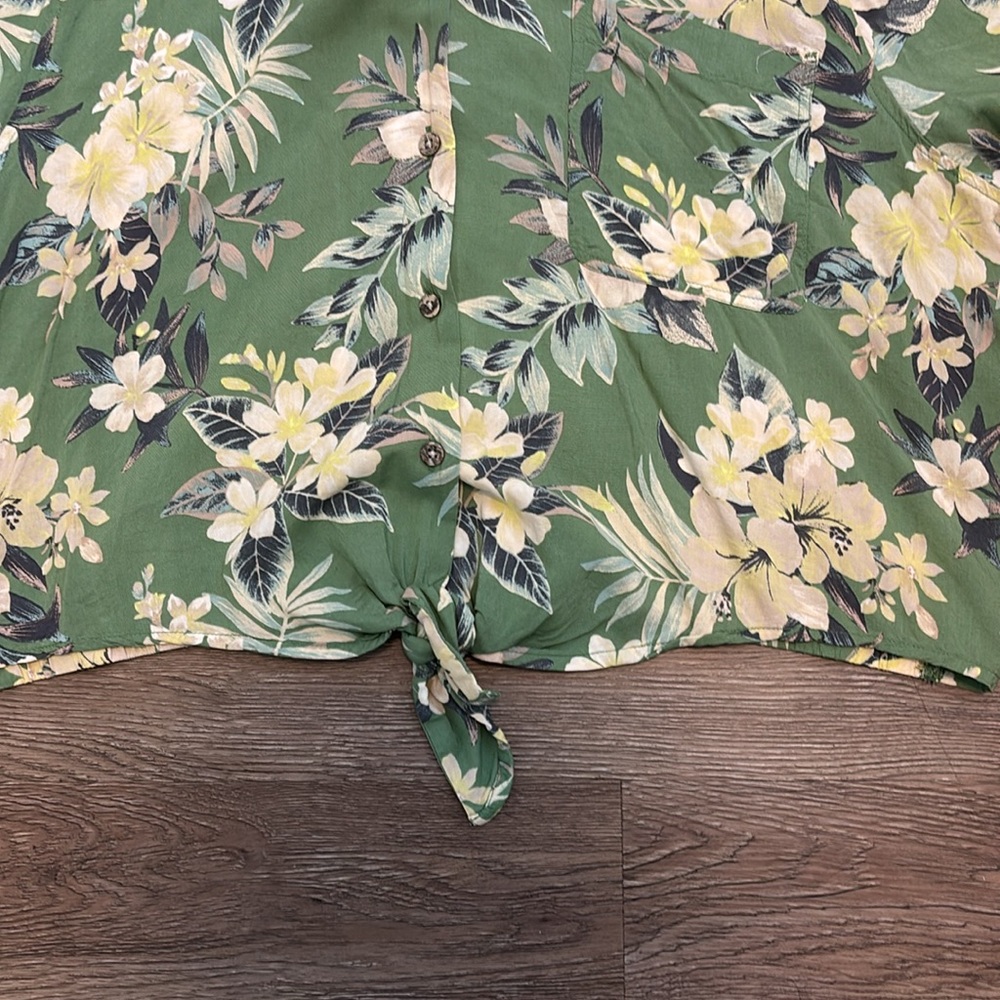 american eagle floral tie front button up - Picture 2 of 3